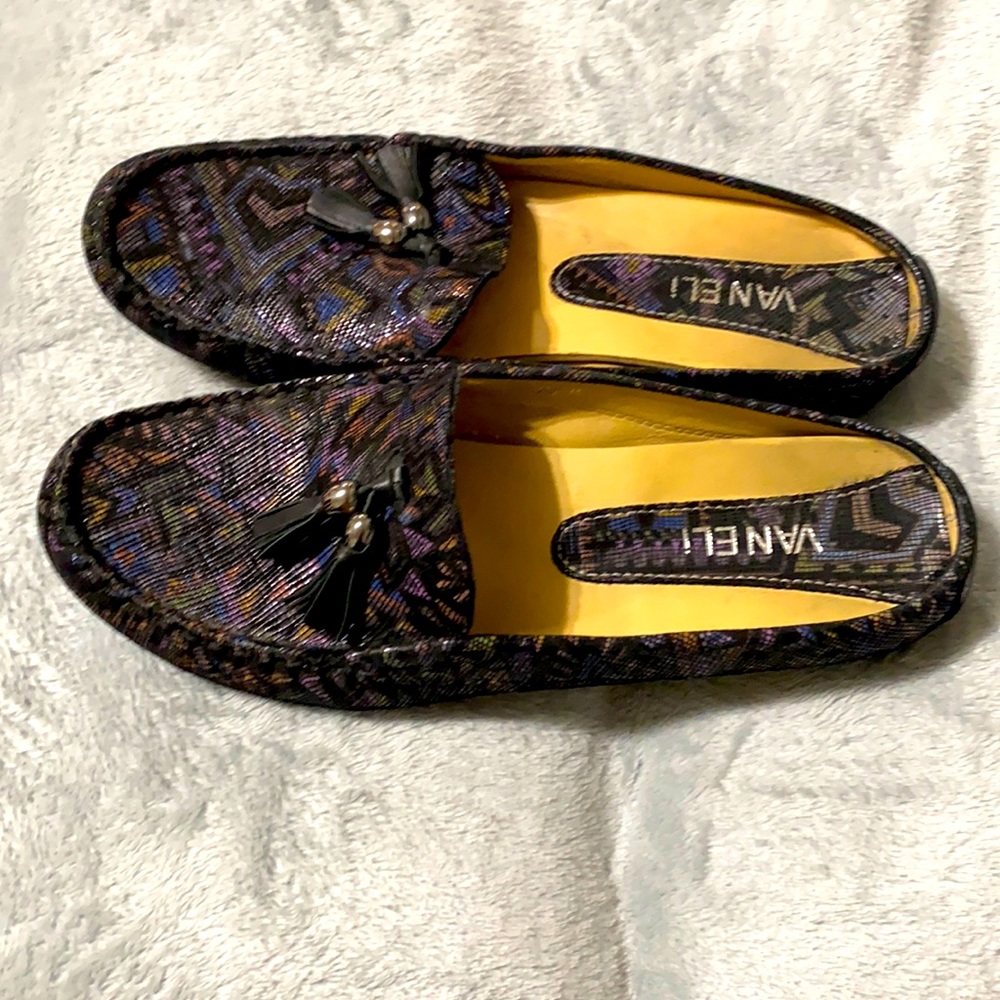 Vaneli shoes styled in Italy